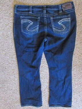 Silver Jeans Tuesday 20 31L Whiskered Embroidered Pockets Boot Cut Like New